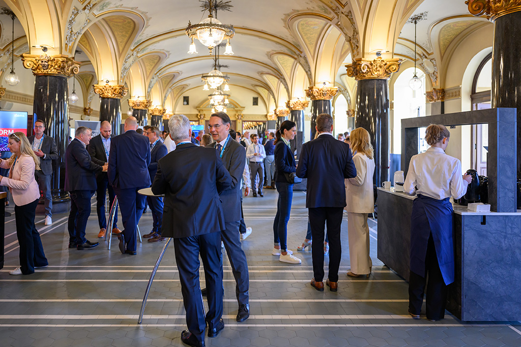 138MMZ_9212_MICHAEL_C_MOELLER