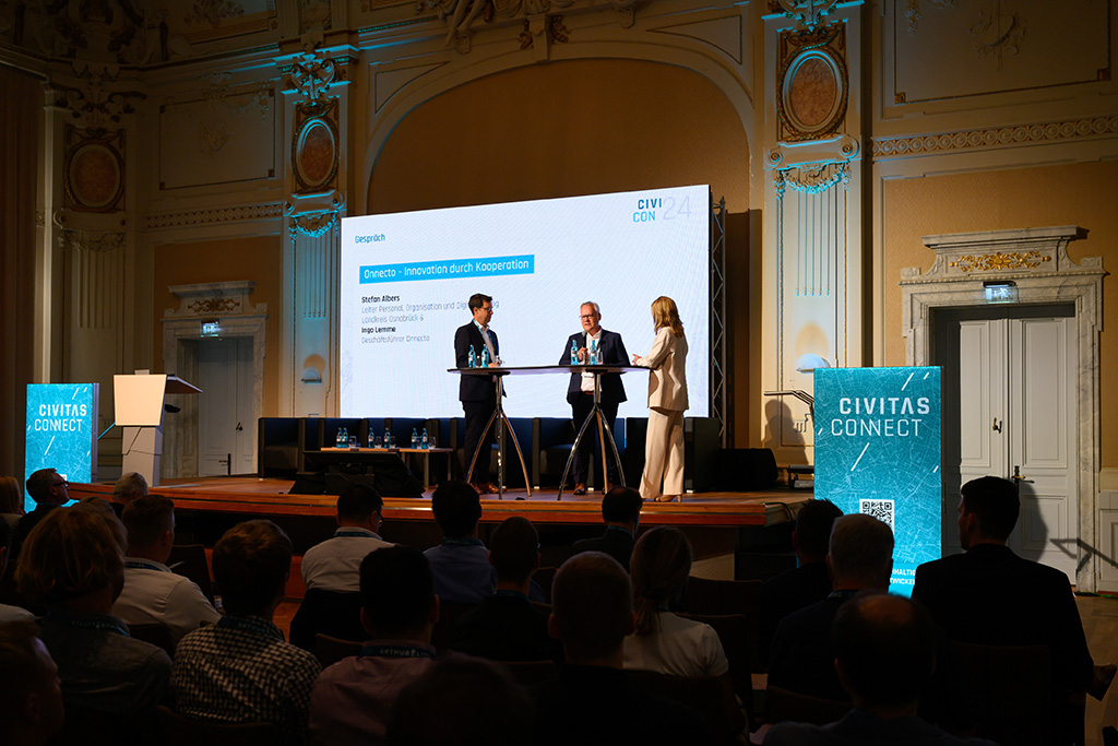 167MMZ_9282_MICHAEL_C_MOELLER