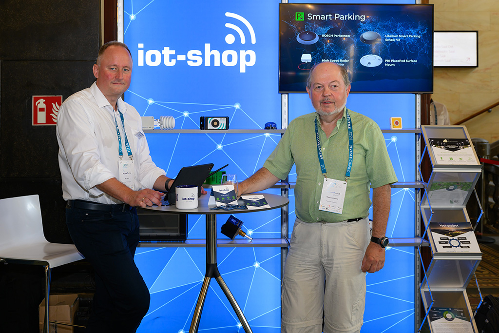 232MMZ_9534_MICHAEL_C_MOELLER