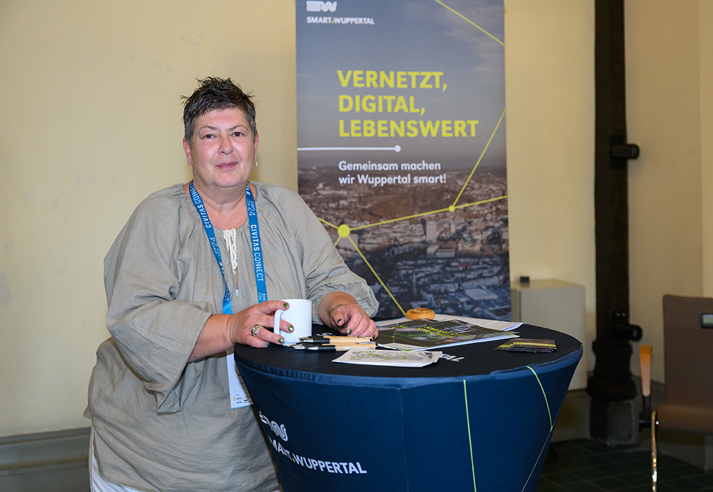 234MMZ_9544_MICHAEL_C_MOELLER