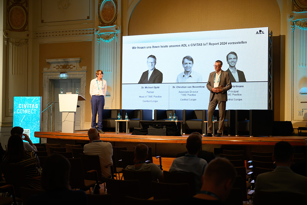 250MMZ_9601_MICHAEL_C_MOELLER