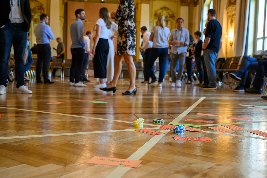 272MMZ_9739_MICHAEL_C_MOELLER