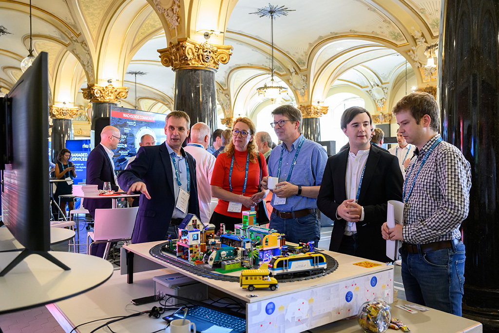 332MM8_3425_MICHAEL_C_MOELLER